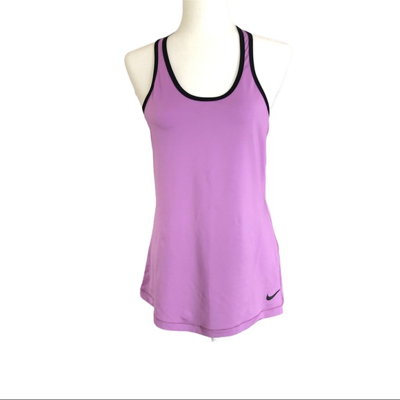 Nike Tops - EUC Women’s Nike Athletic Tank